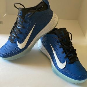 Nike Men's Force Zoom Trout 5 Turf Baseball Cleats